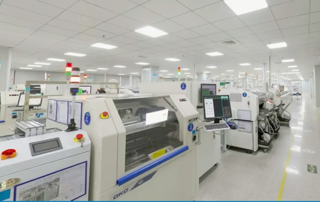 电子代工生产车间